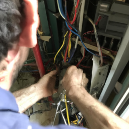 Installation de câblage électrique pour réseau informatique Oissel